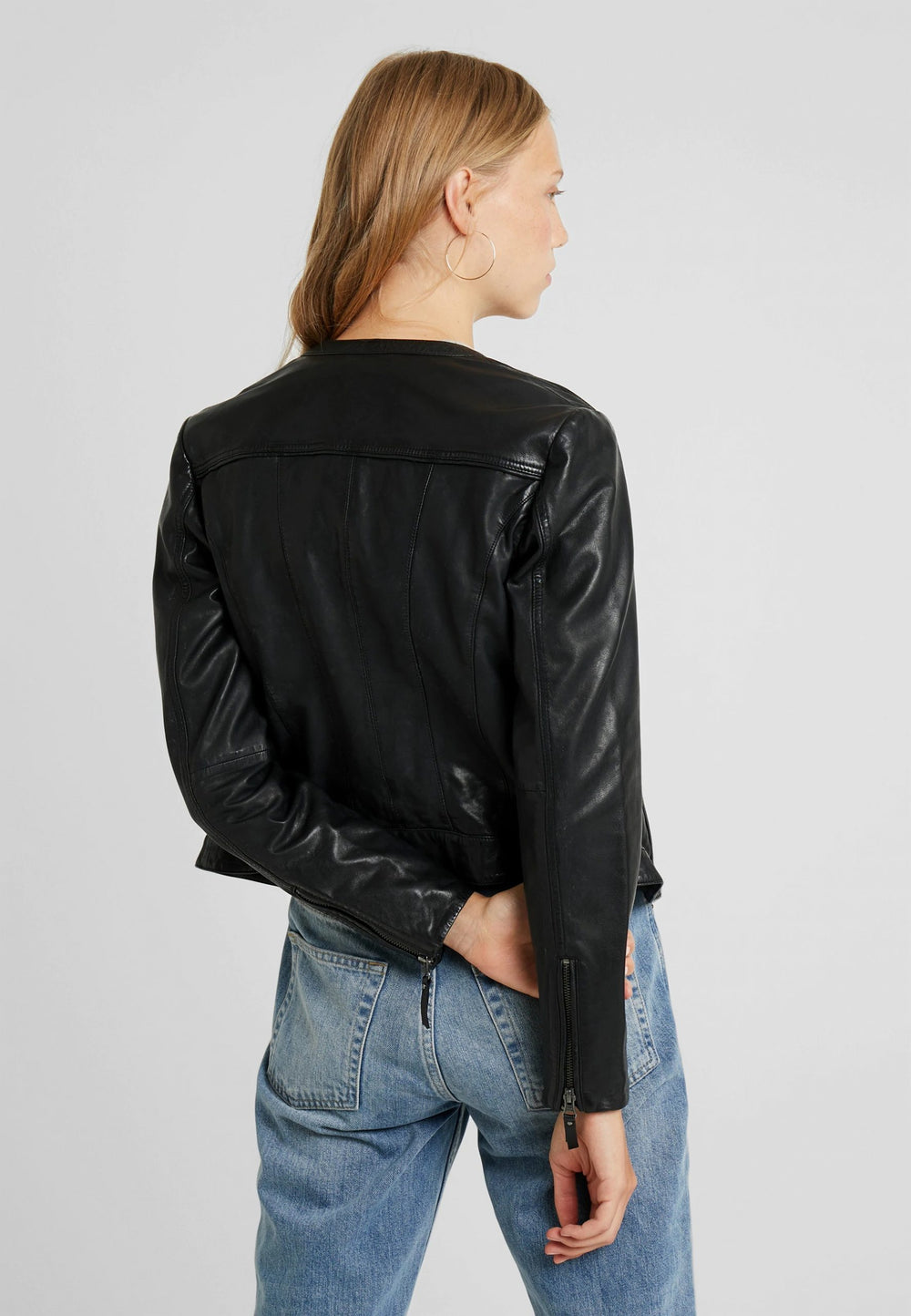 Classic Black Leather Jacket For Sale 